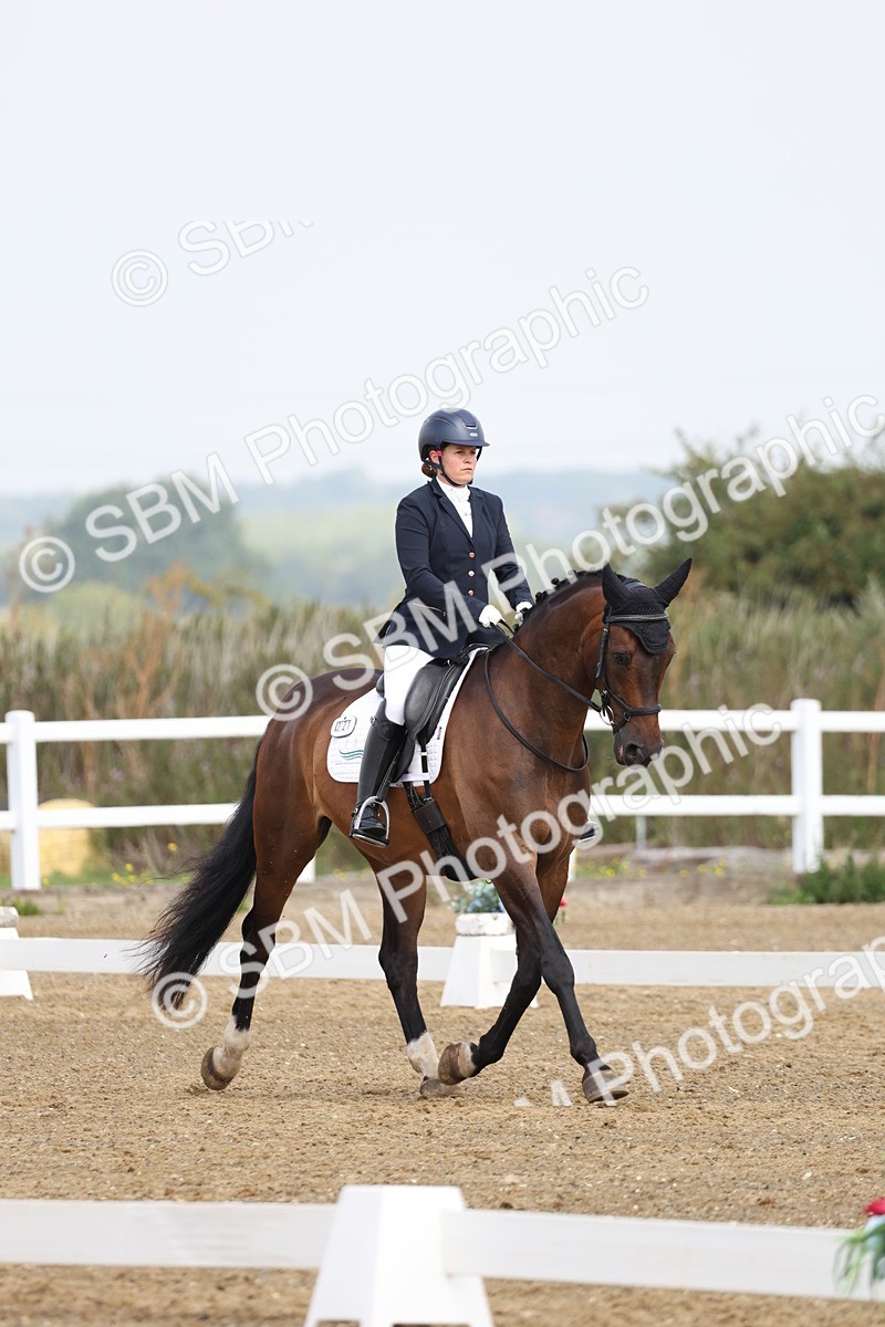 SBM_005706_Class 6 - Novice 6  - 1026-1129 - Gemma