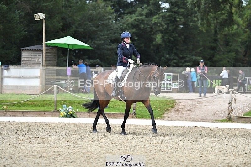 230812-110746-03538 - Cls 6 Novice Silver 10.30 to 11.55 break