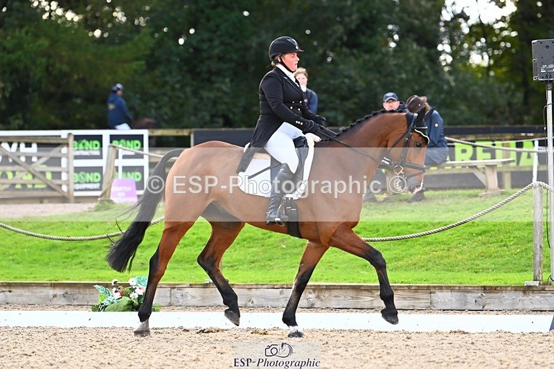 231021-144500-17918 - 359-ROSSDARRAGH.NERO-Charlotte.Rowe-DR