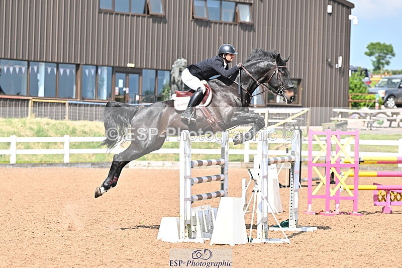 240605A-161821-01063 - Cls 6 National 1.30m and 1.40m