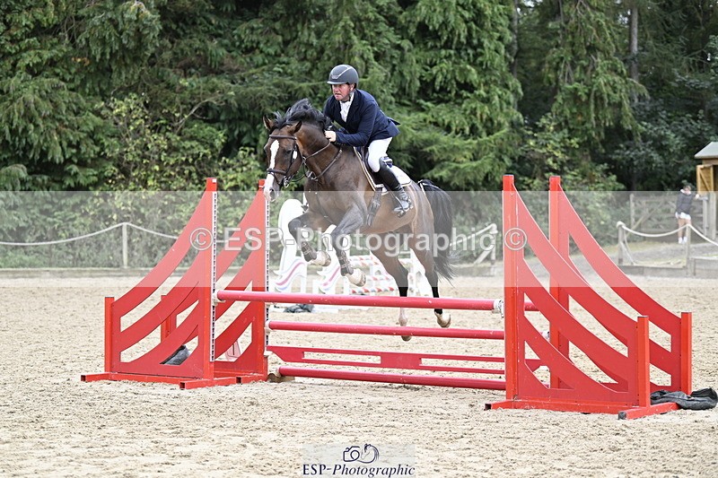 250830A-112451-05850 - Cls 21 British Novice and 90cm Open