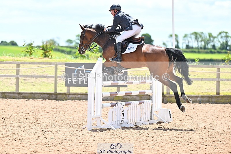 240608A-131020-02490 - Cls 4 Snr Newcomers and 1.10m Open