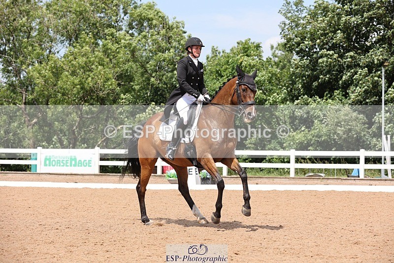 250620-132742-01300 - BD Cls 18 - Freestyle PSG-Young Rider