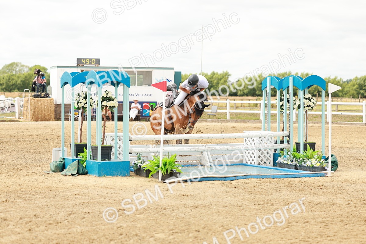 SBM_018300 - Class 21 - Senior Newcomers Championship 2d Rd