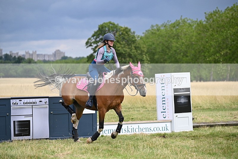 WJ6_2791 - Time at Jump 11:06 to 11:40