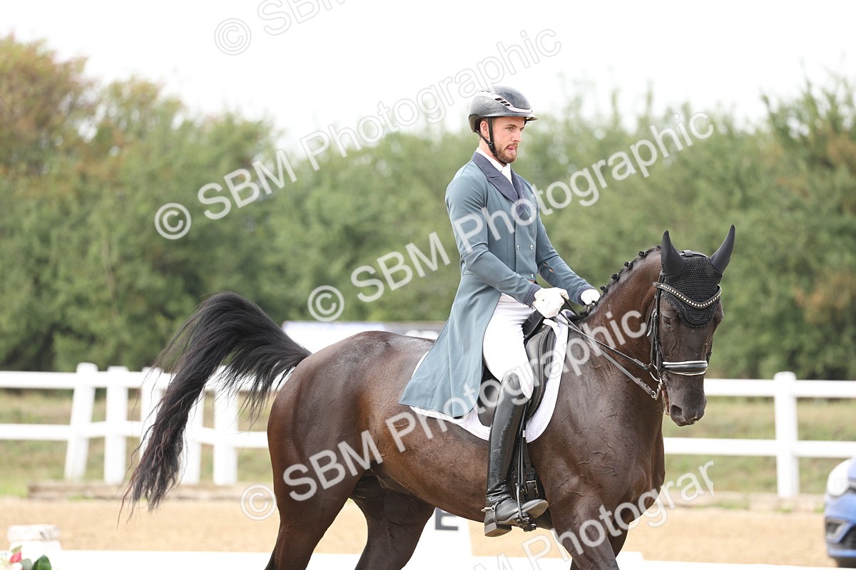 SBM_008325 - Class 10 - FEI INT I - 16.10-16.50