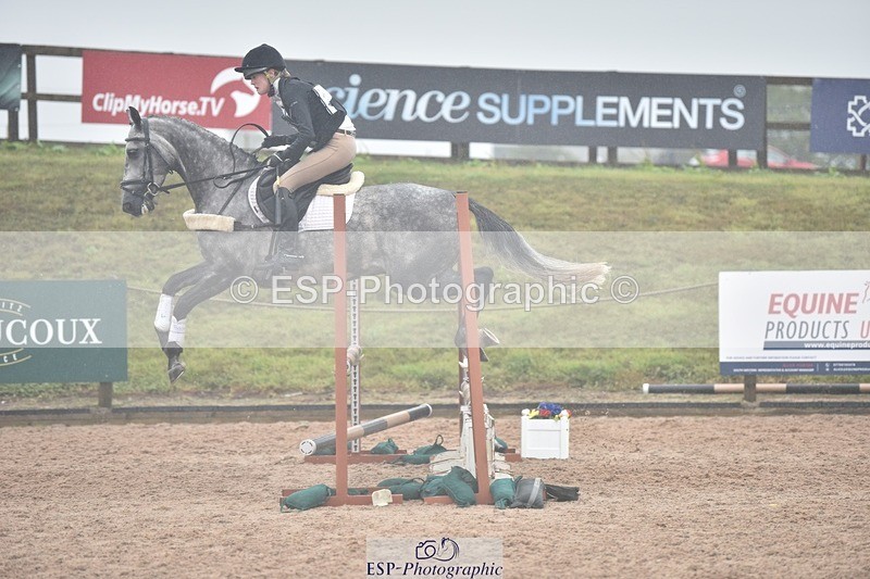 250830-144558-03676 - G-324-Alice.Lloyd-Evans