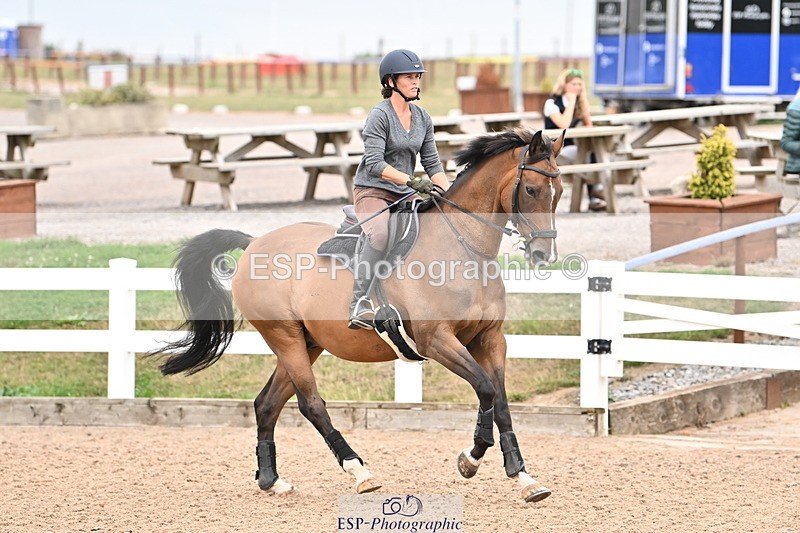 250819B-144421-00078 - Clear Round