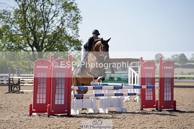 230527A-100756-03546 - Cls 19 British Novice & 90cm Open