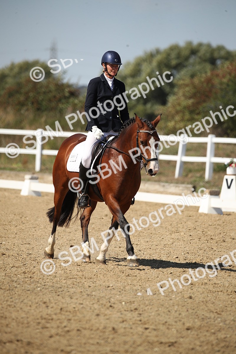 SBM_005777 - Class 11 - Novice 5 - 13.19-14.22