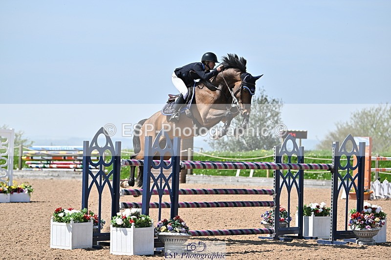 240509A-121236-01686 - Cls 10 National 1.30m Open