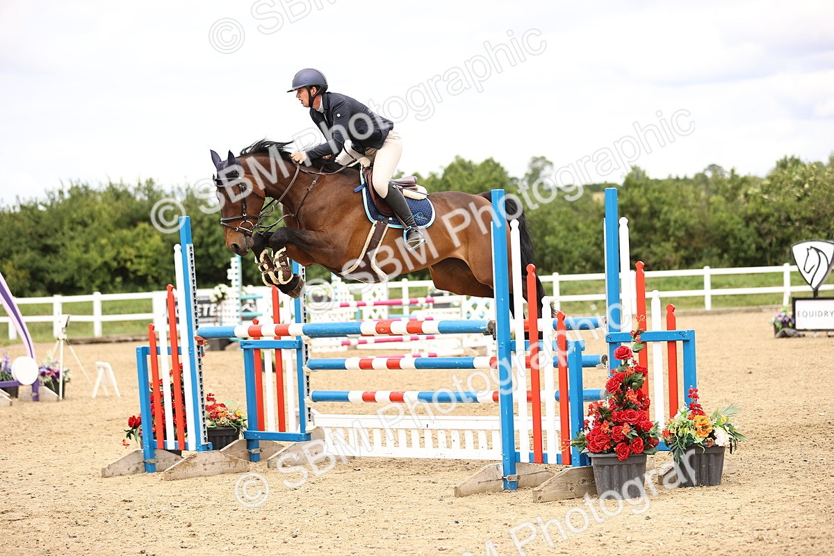 SBM_007779 - Class 19 - Senior Newcomers - 1.10m