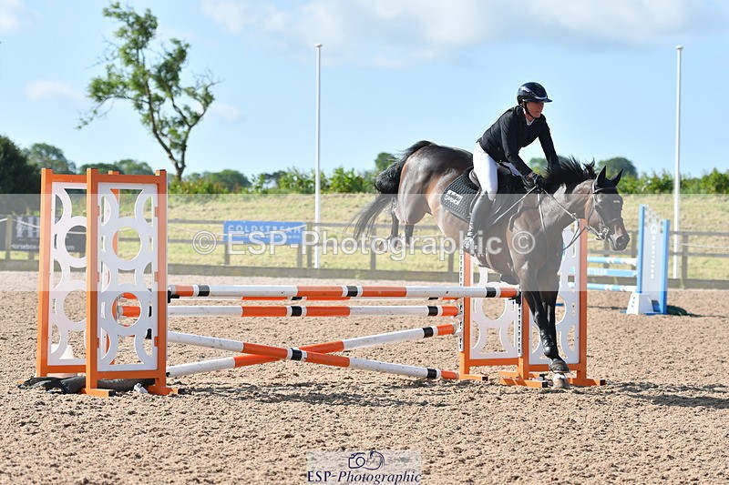 240609A-090011-03191 - Cls 15 Snr British Novice and 90cm Open