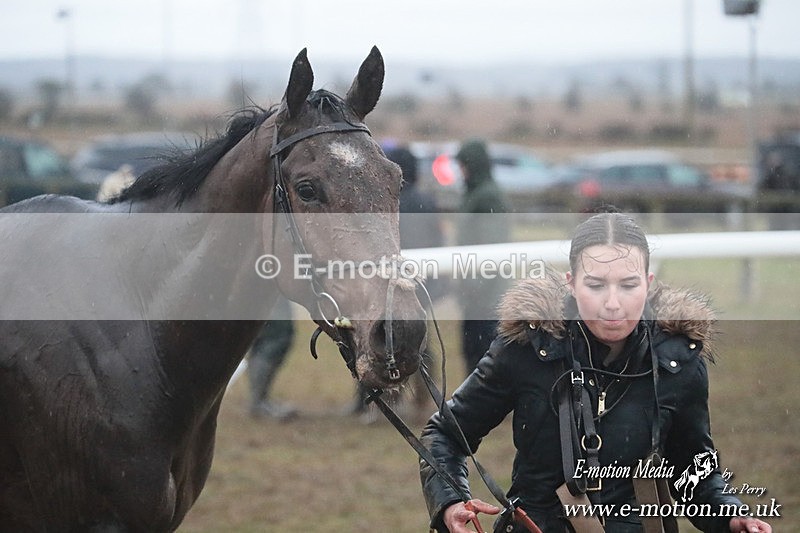 PtP 260125 1136 - Cocklebarrow Point-to-Point racing with the Heythrop Hunt 26/01/25