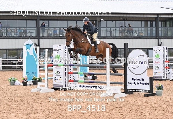BPP_4518 - CLASS 5 WED Redpost Equestrian Senior Foxhunter/1.20m Open
