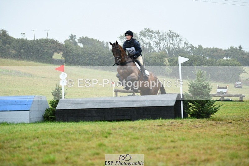 250830-144813-04589 - G-308-Kate.Nutt