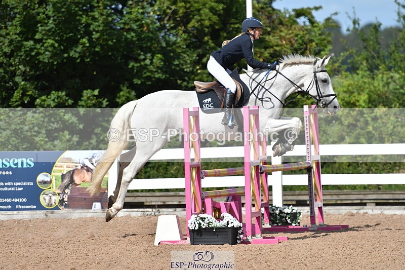 240727A-102111-03406 - Cls 20 Snr British Novice and 90cm Open
