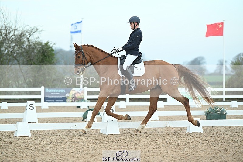 250403-084902-00408 - 034-Alejandro.Farina-Davian.Hit