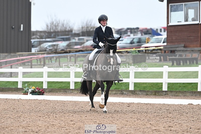 240217A-114422-02408 - 161-Katie.Warner-Active.Nuvalari