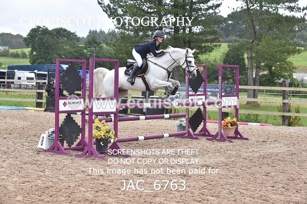 JAC_6763 - CLASS 17 SUN Pony Newcomers/ 1m Open