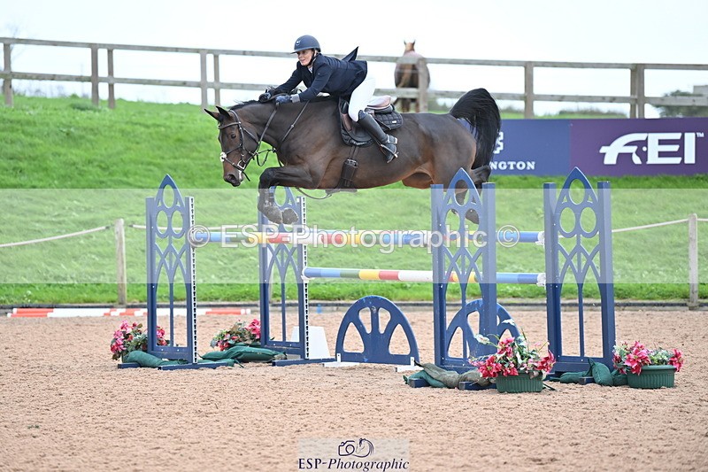 231013A-142444-02683 - Cls 9 Foxhunter & 1.20m Open