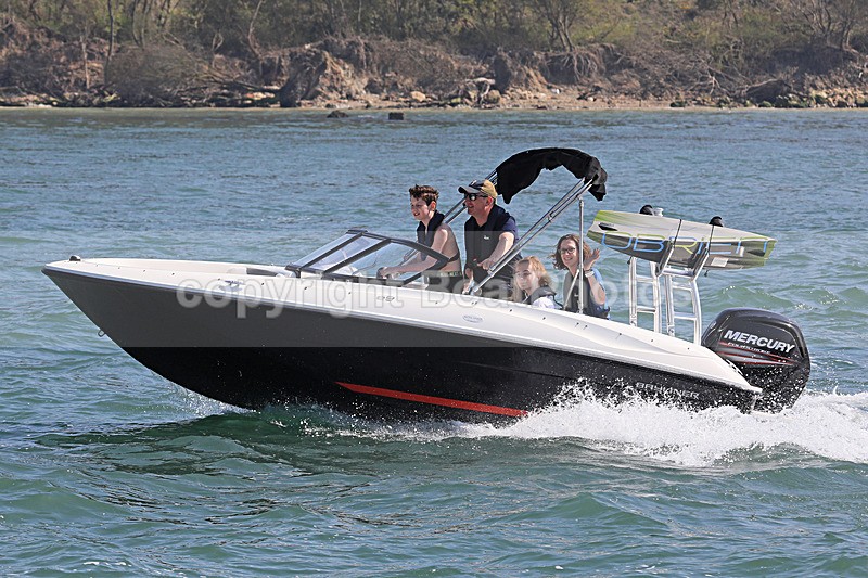 180506 MAKAI 1Y3A0073 - Motorboats - Open