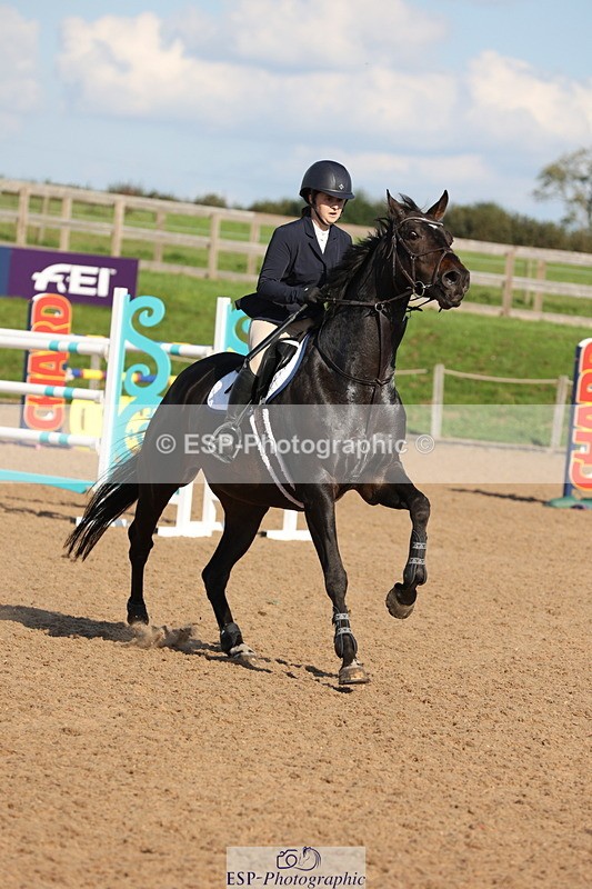 230915A-155525-02978 - Cls 6 Snr 1.05m Derby