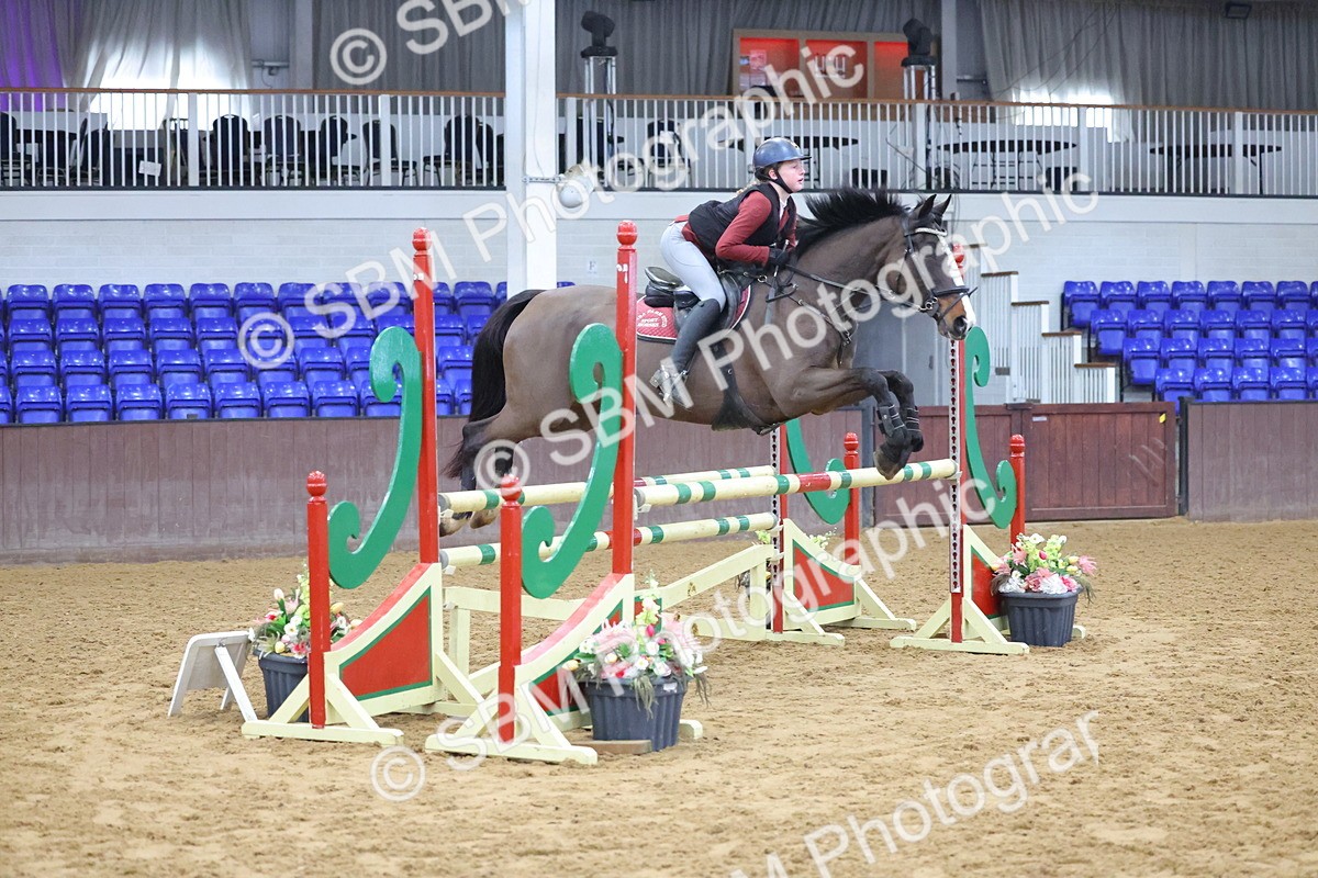 SBM_008423 - Class 21 - Nupafeed Supplements Senior Discovery/ 1m Open - First Round (1.00m)