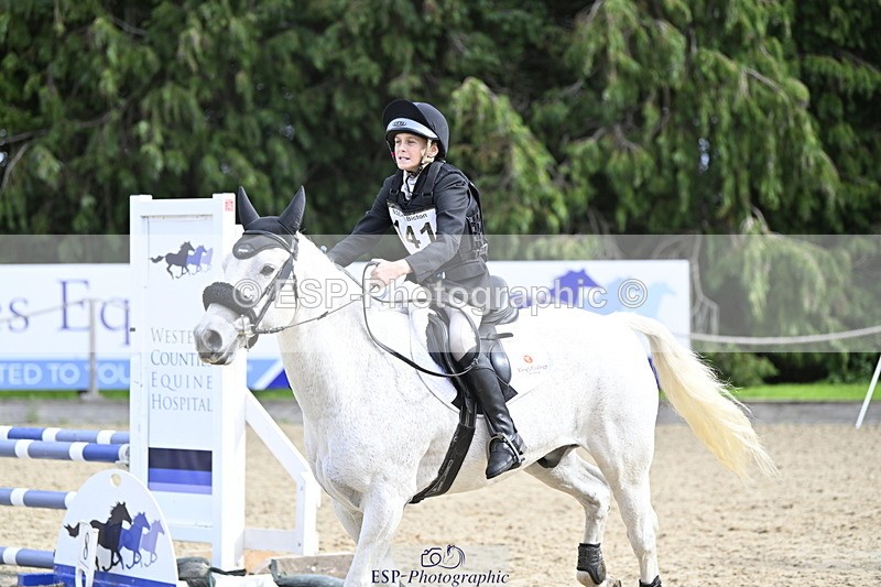 251005A-130904-04078 - Cls 08 Mini 70-75cm