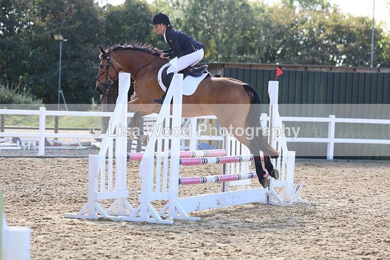 3E7A5225 - Class 9: 80cm Senior