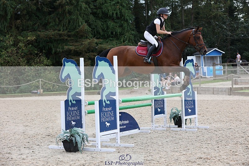 230908-155632-02681 - Cls 8 Snr 1.05m Open