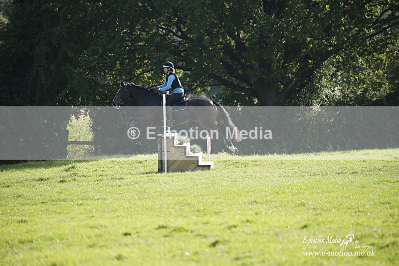  WWHT 171021 3854 - Open (1.00m)  17/10/21