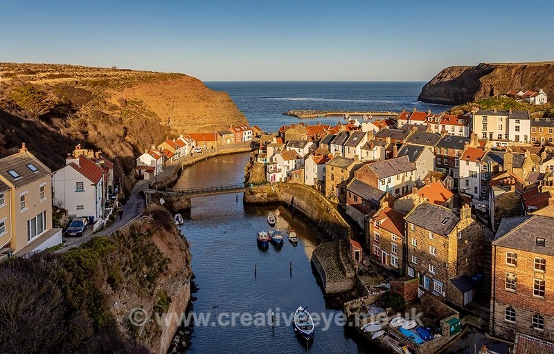 No.0040. Staithes, North Yorkshire. - Landscape
