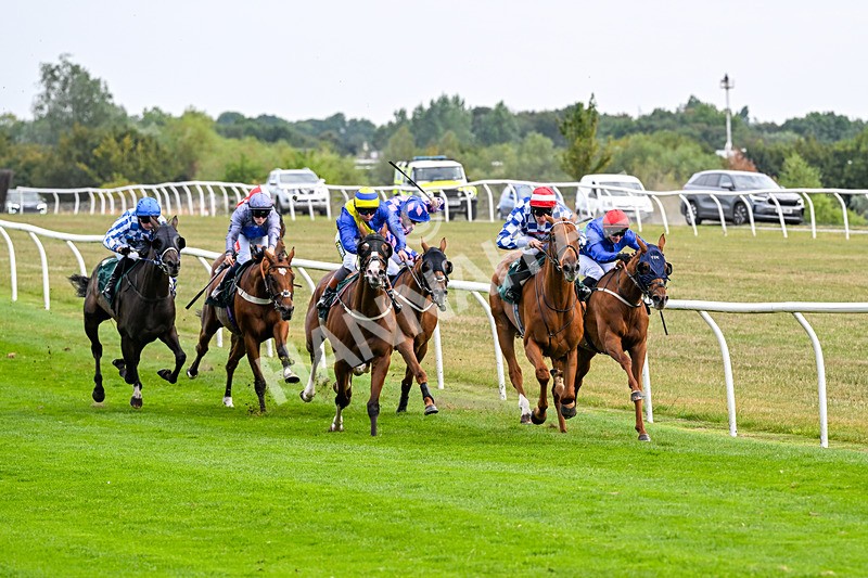 260826-Race 4-Niffler-3327 - Race 4 15:45 Hats Of Yorkshire Handicap