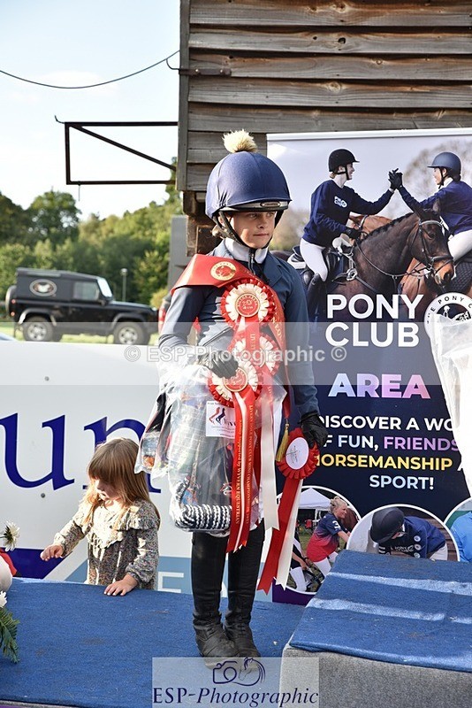 230824-182900-07076 - Thursday 40 and 50cm Presentations