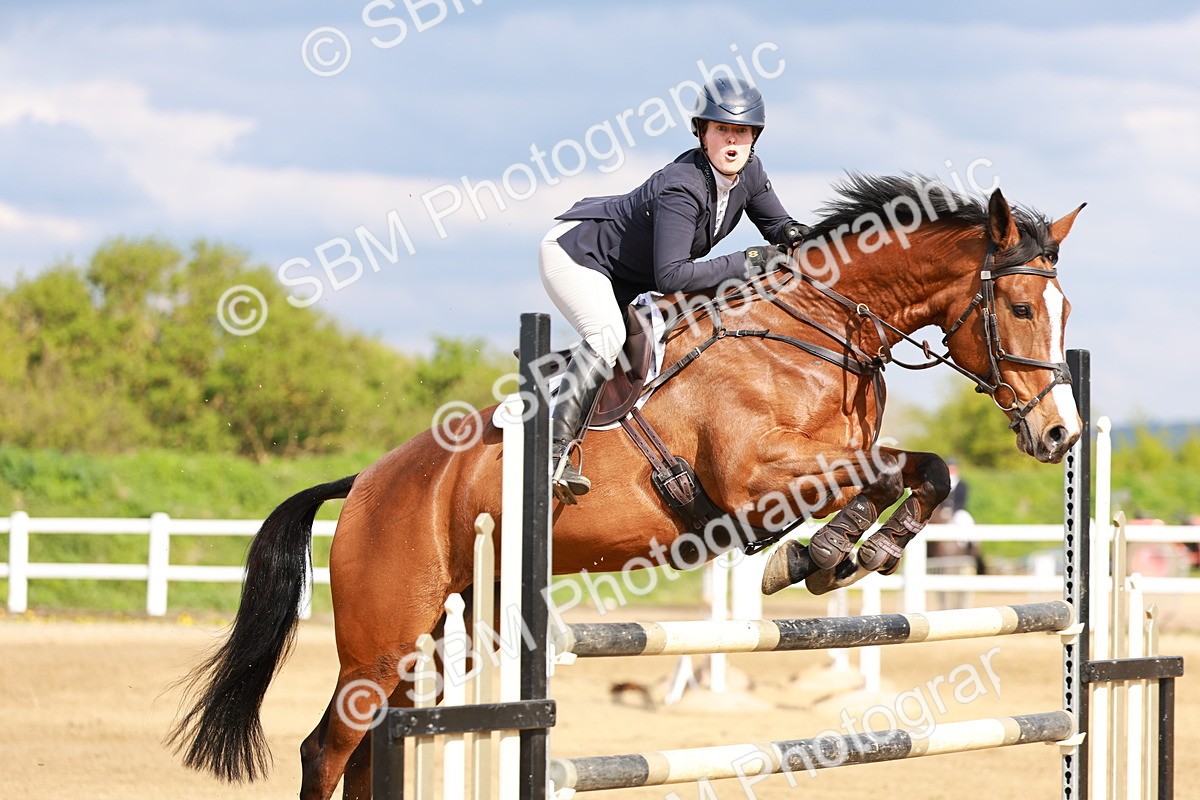 SBM_002546 - Class 5 - Senior Foxhunter - 1.20m