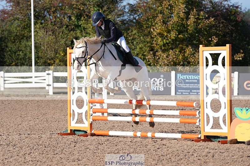251025-110742-00125 - Chard 25th & 26th Oct BS Juniors/COH/Club/schools unaffiliated showjumping