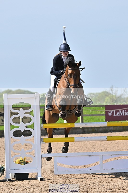 240509A-104941-01002 - Cls 8 Foxhunter