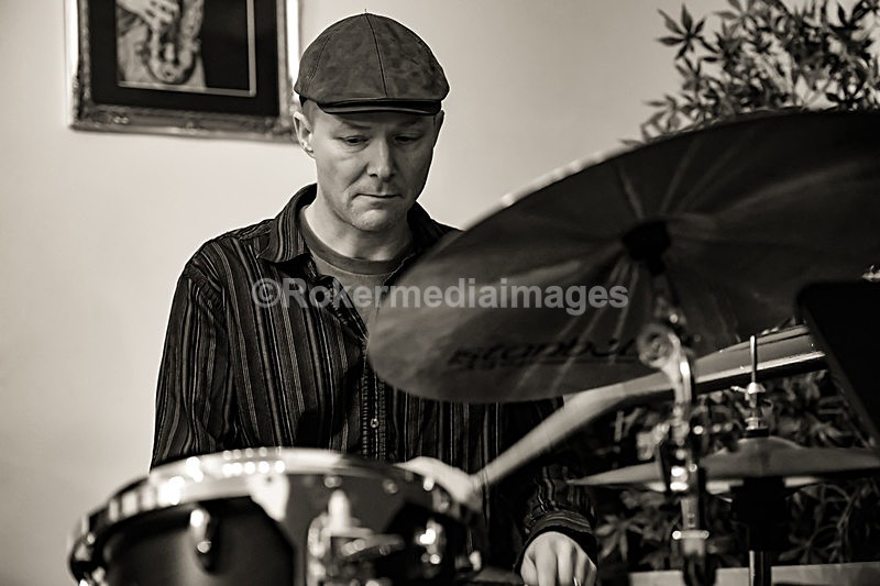 _56A6305 - Art Themen and friends at The Royal Oak Swindon