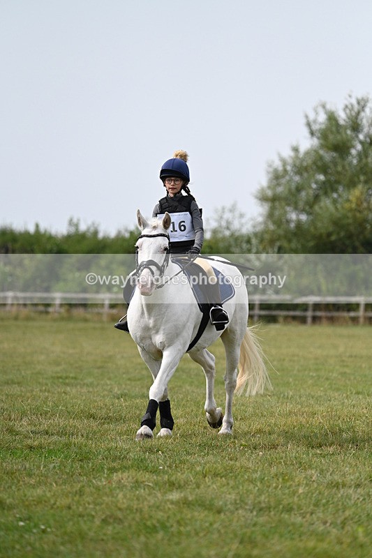 WJ7_6436 - 40cm XC Time 11:50 to 12:10