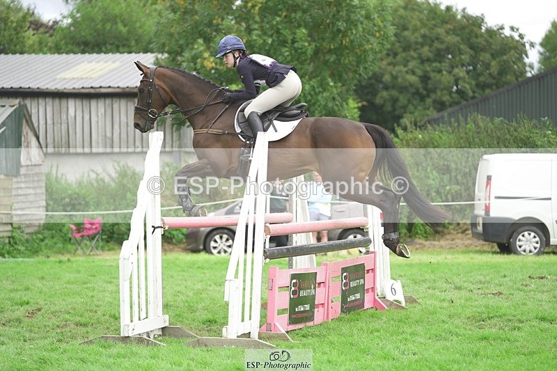 230820X-141100-3369 - BE100 XC 14.00 to 15.00 End