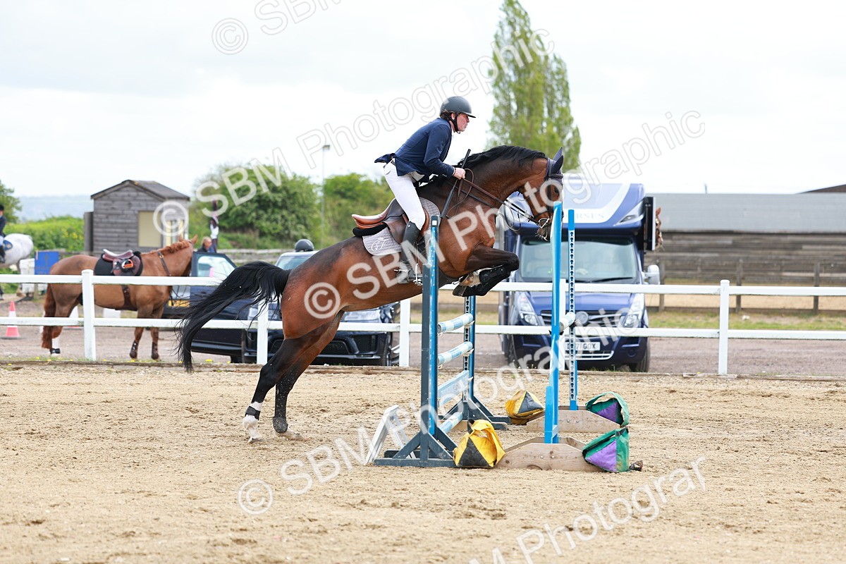 SBM_002517 - Class 10 - Senior Newcomers - 1.10m
