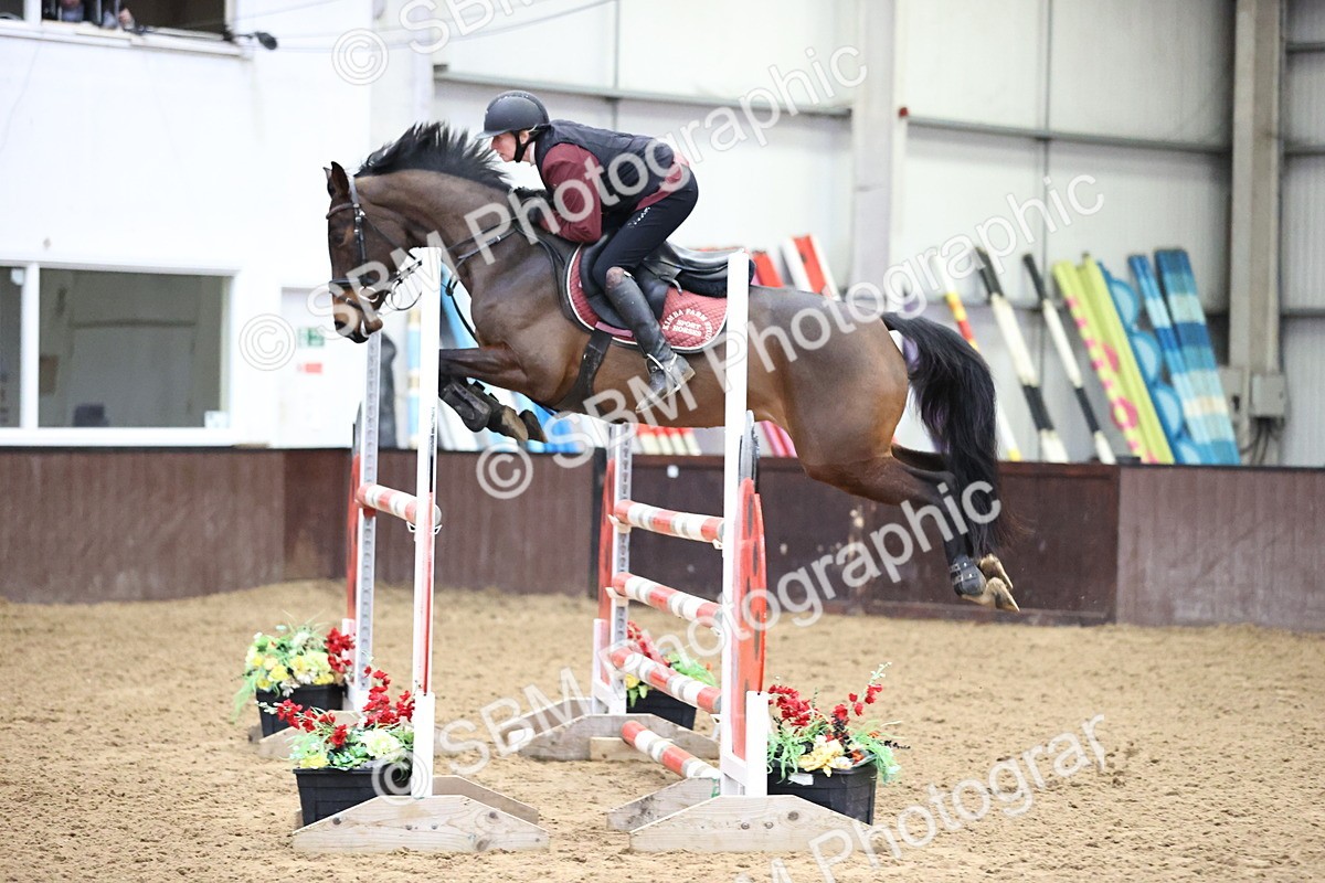 SBM_005404 - Class 17 - Senior Newcomers 1.10m