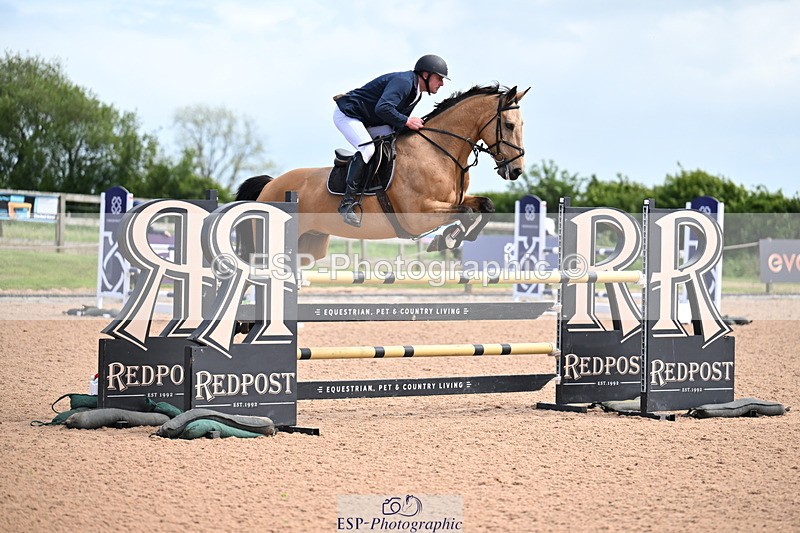 260513B-152529-01229 - Cls 6 Snr Fox and 1.20m Open