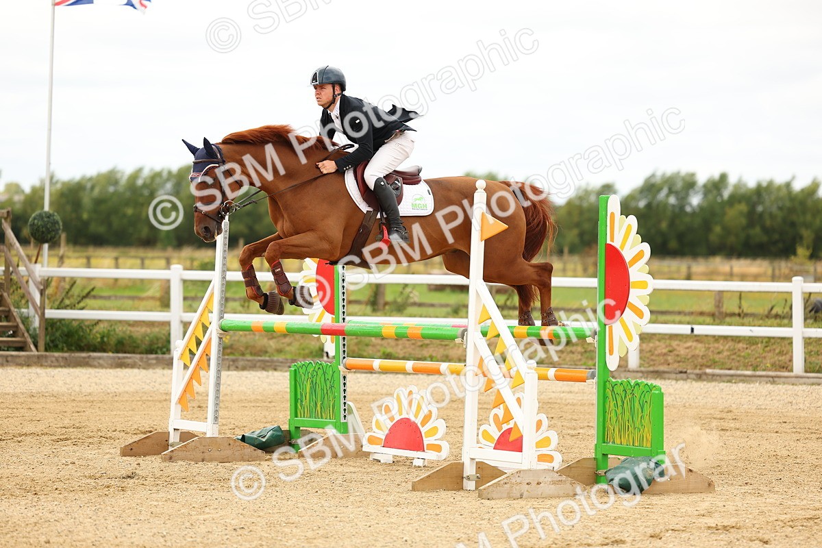 SBM_010124 - Class 3 - Senior Newcomers - 1.10m Open