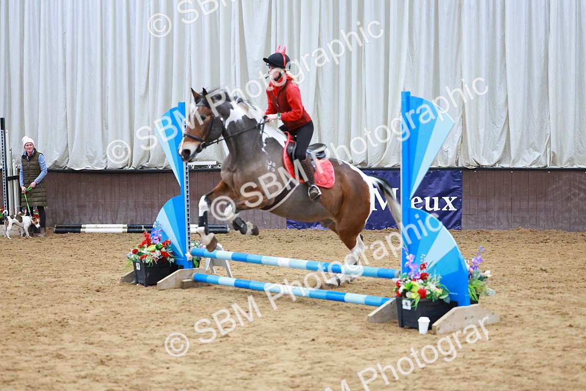 SBM_002095 - Class 3 - Horse & Hound (60cm)