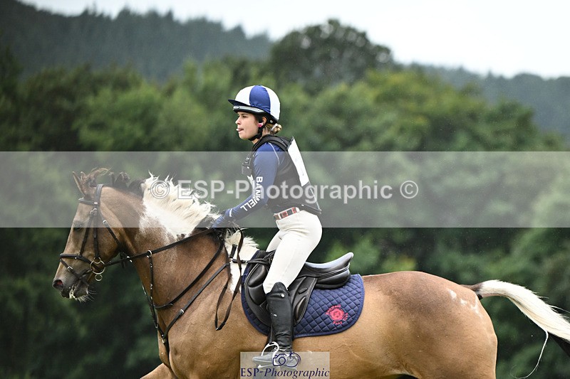 240825X-164442-37342 - 80cm XC 16.30 to 17.30