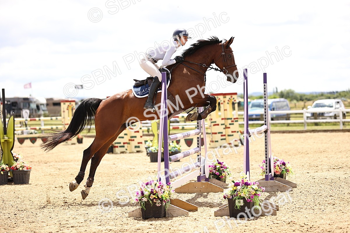 SBM_003733 - Class 22 - Senior Foxhunter 1.20m