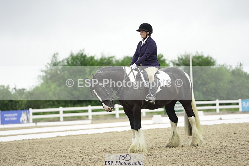 230708A-100440-00301 - Intro C