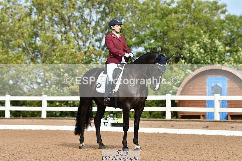 250906-094857-00454 - 039-Claire.RandallUndeclared